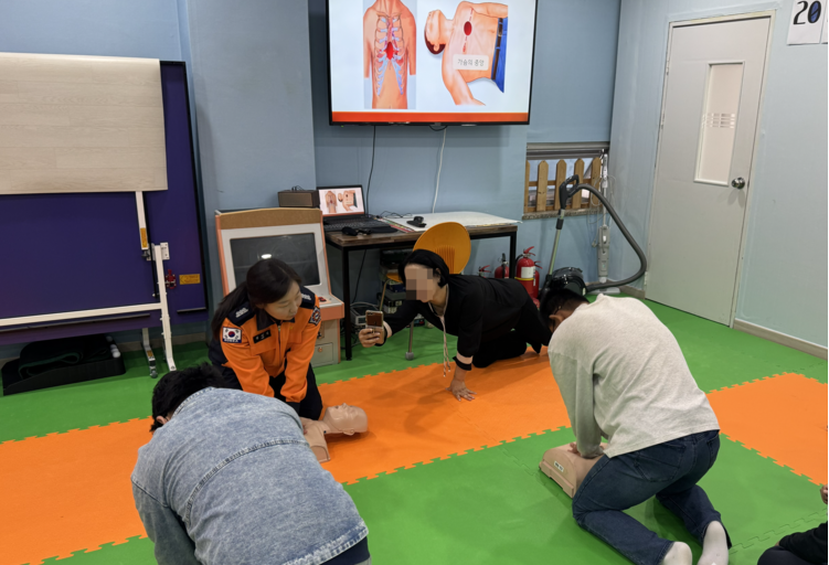 10.21 발달장애인 심폐소생술 교육.png