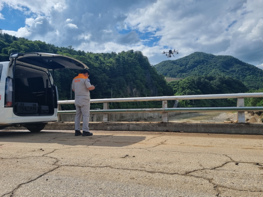 드론팀 활동(춘천2).jpg
