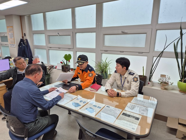 4.29. 안내문 배부1.JPG