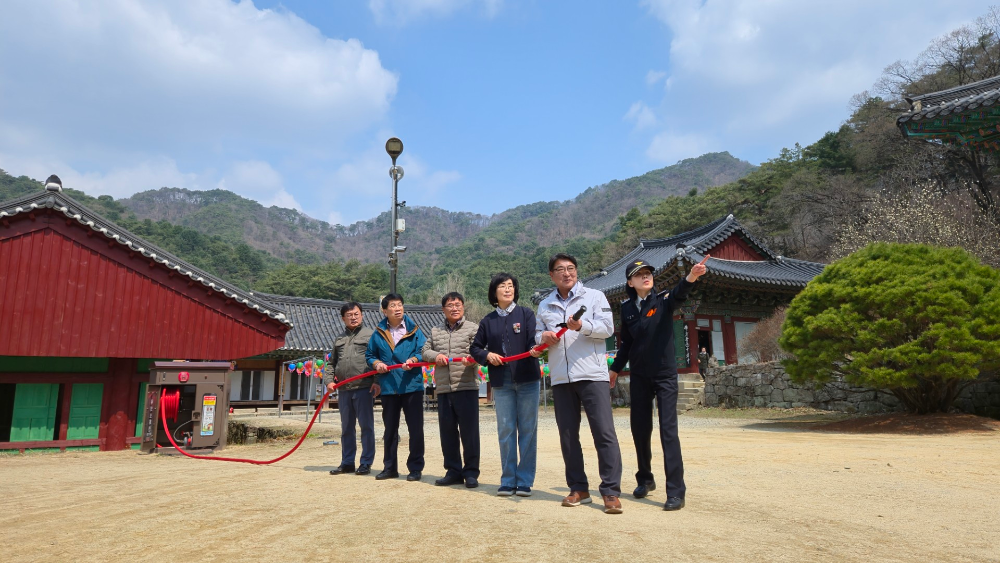 25.4.10.강원특별자치도 안전건설위원회, 수타사 방문 및 산불 예방 대책 논의1.jpg