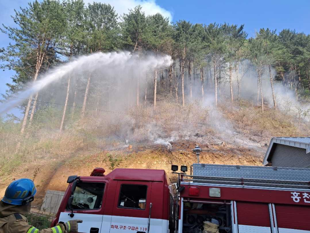 25.5.9.봄철 건조한 날씨 속 용접 작업 증가… 화재 발생 위험‘경고등’(4.30.용접화재건1).jpg
