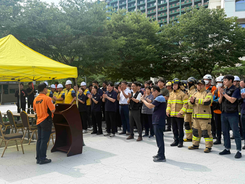 9.3. 비발디파크 합동소방훈련1.jpg