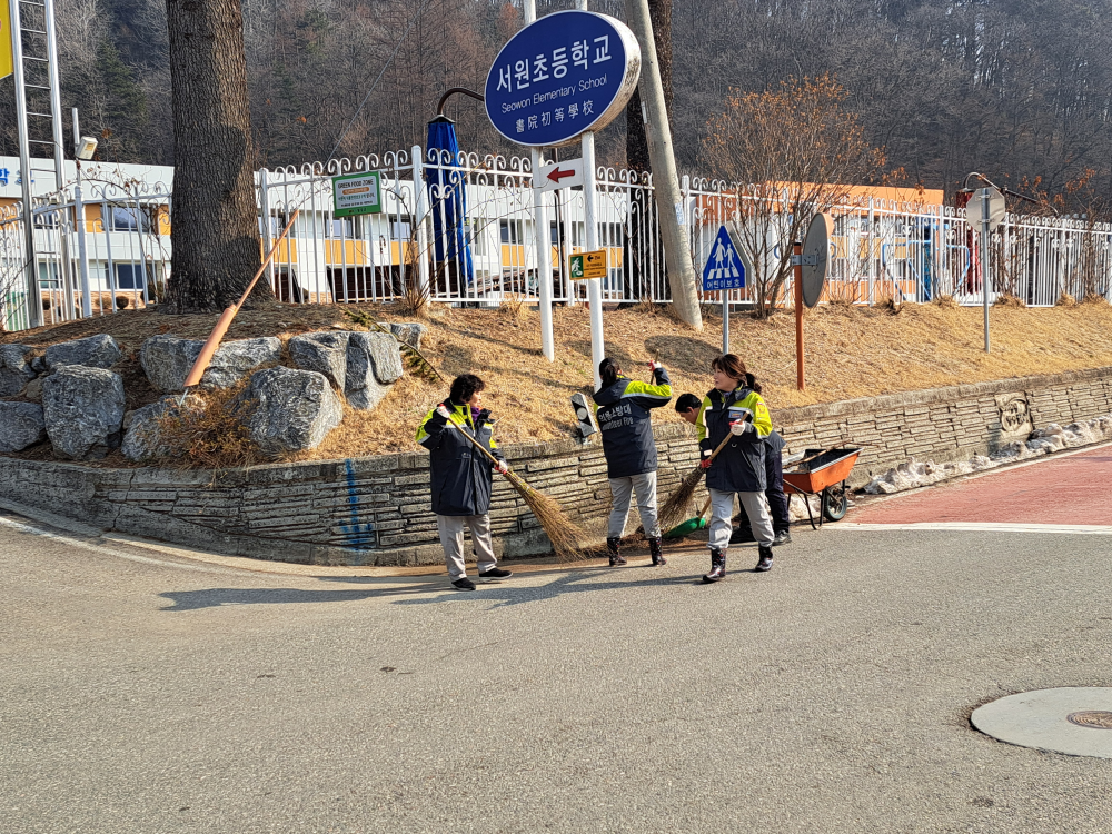 서원의용소방대 봉사활동 사진3.jpg