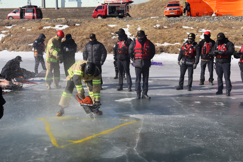 해빙기 수난구조훈련 (2).JPG