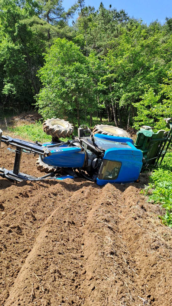 트랙터 전도1.jpg