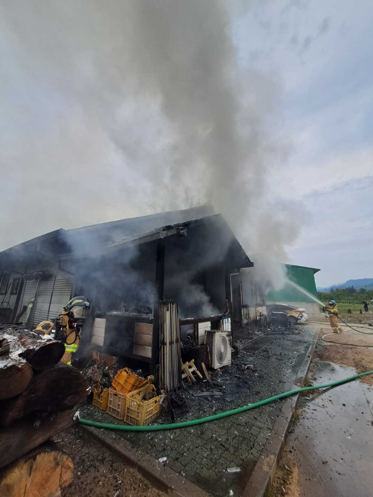 1313 평창 대화면 주택화재 소방활동 사진3.jpg