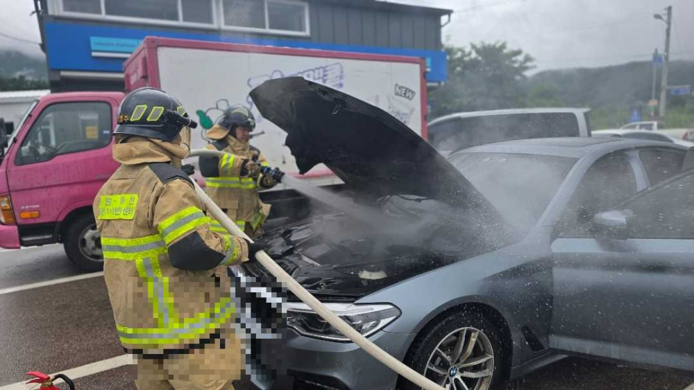 (0934)화천 간동면 차량화재.jpg