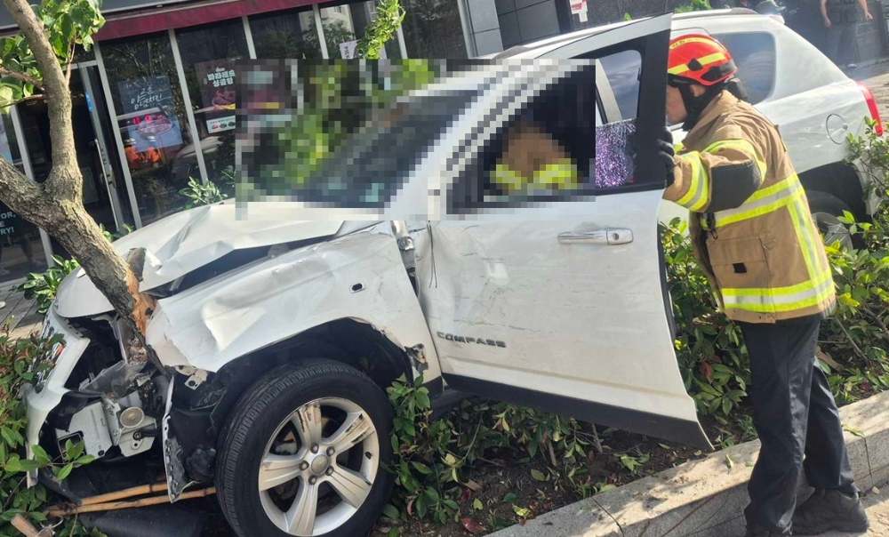 (1651)강릉 홍제동 교통사고.jpg