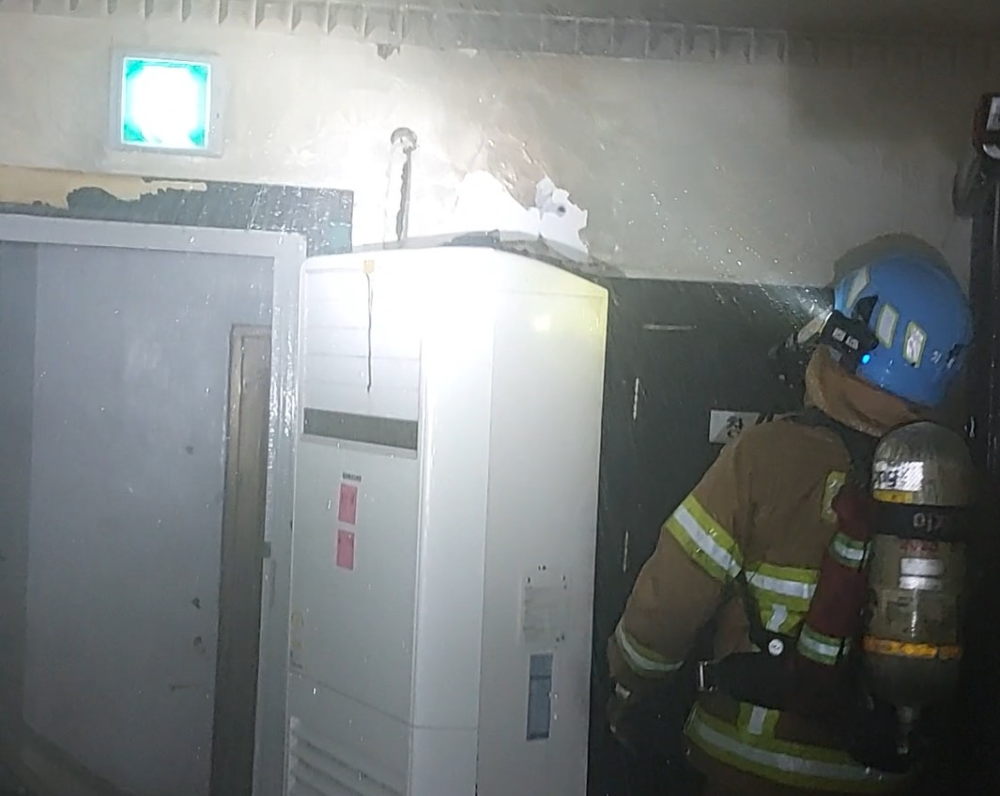 0259 동해 발한동 OOO타운 화재 활동사진.jpg