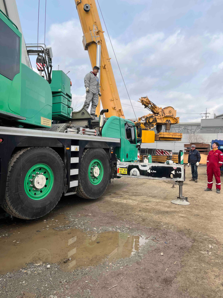 1124 동해 추락사고 현장사진.jpg