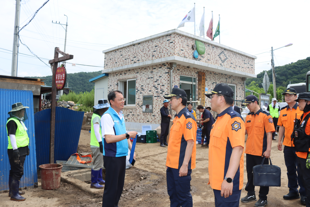 복구현장 격려.JPG