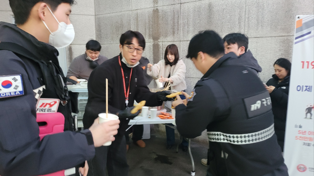 구급대원,의료진 격려(붕어빵)1.jpg