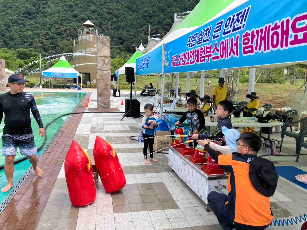 평창소방서, 여름철 지역행사장서 찾아가는 소방안전체험 부스 운영(1).jpg