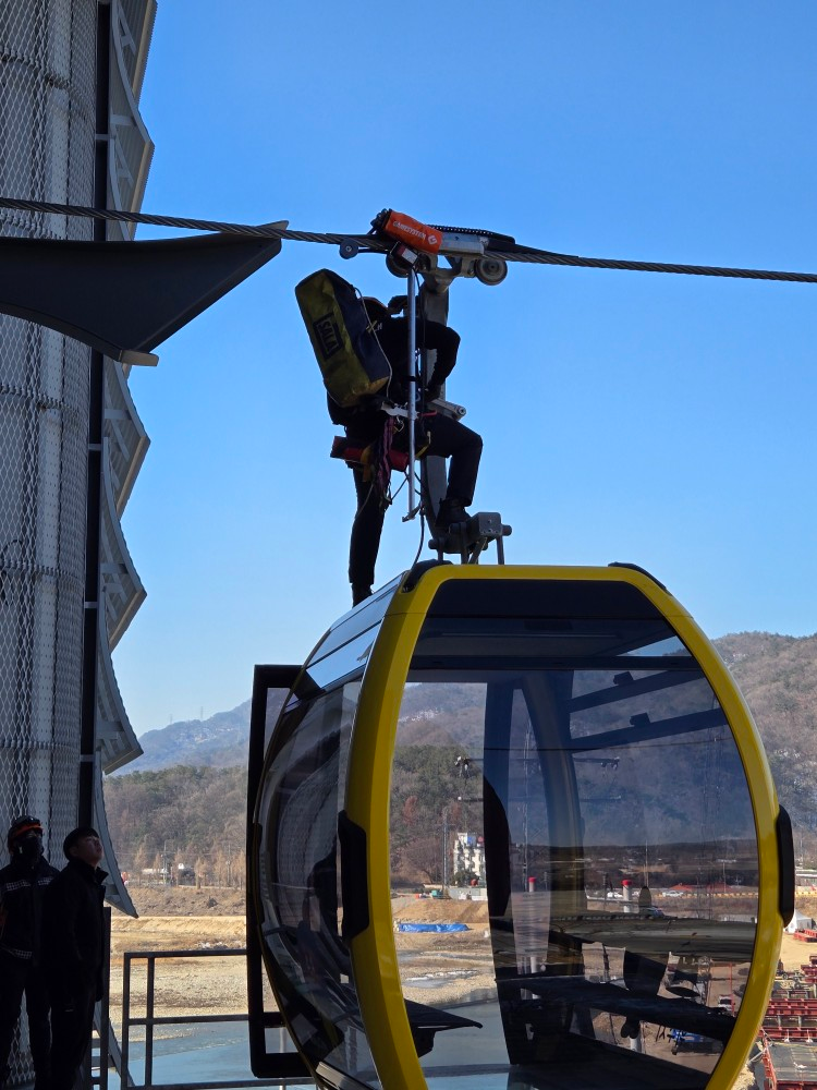 케이블카 인명구조 훈련3.jpg
