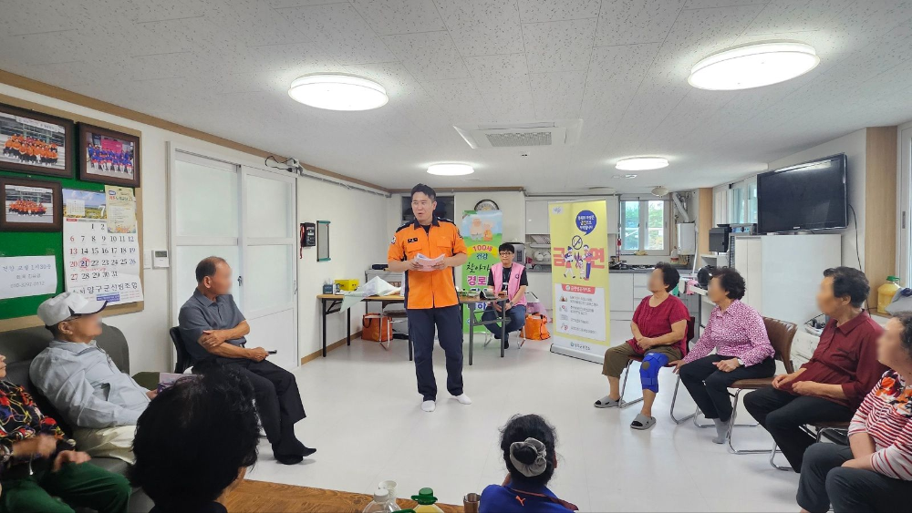 [0.5k]07.15)폭염 대비 어르신 대상 교육2.jpg