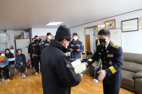 김화읍 도창리 화재 초기진화 유공자 표창
