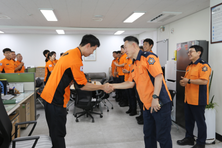 진형민 소방청 대응총괄과장, 강릉소방서 격려방문