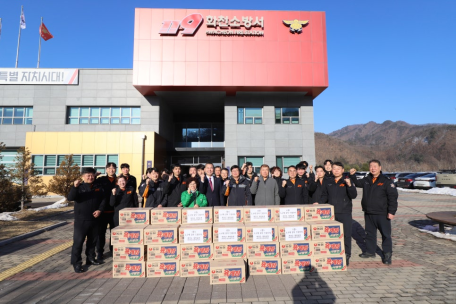 화천 새마을회 에서 소방관 간식 기부