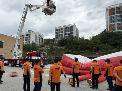양구소방서, 고층아파트 피난 대비 공기안전매트 훈련 실시!